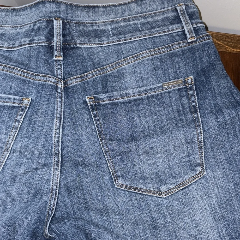 White House Black Market Denim Jean Shorts - Picture 9 of 12